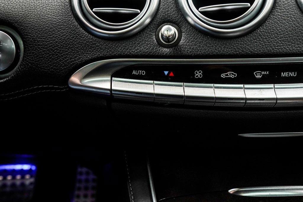 Used 2015 Mercedes-Benz S 550 4MATIC Coupe image 24