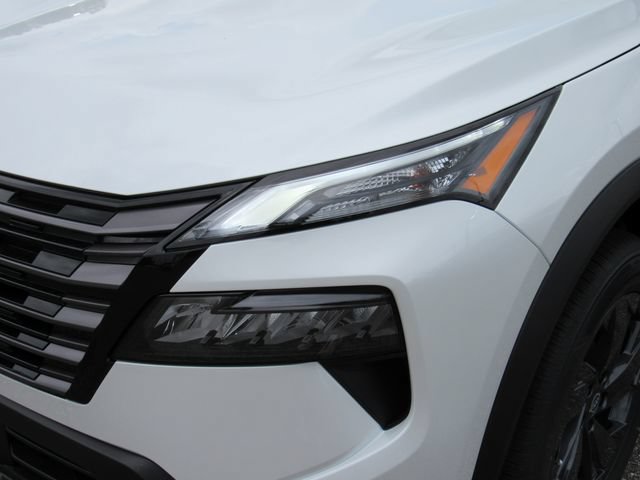 New 2026 Nissan Rogue SV FWD image 11