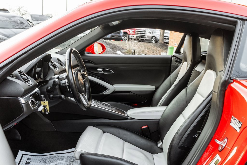 Used 2018 Porsche 718 Cayman image 24