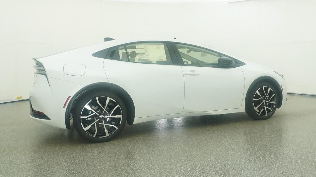 New 2027 Toyota Prius Plug-In Hybrid FWD image 26