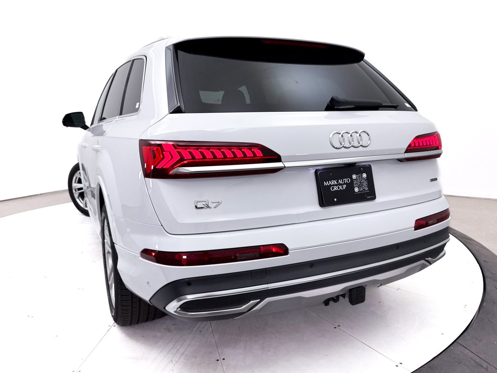 Used 2023 Audi Q7 3.0T Premium Plus AWD/4WD image 8
