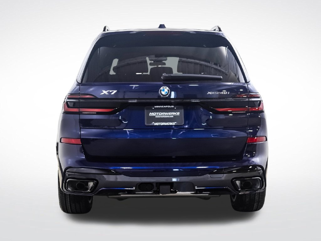 Used 2027 BMW X7 xDrive40i w/ M Sport Package AWD/4WD image 4