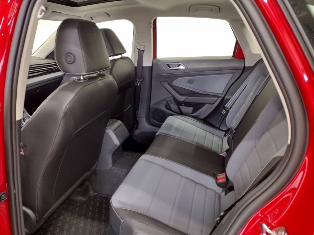 New 2026 Volkswagen Jetta SE FWD image 22