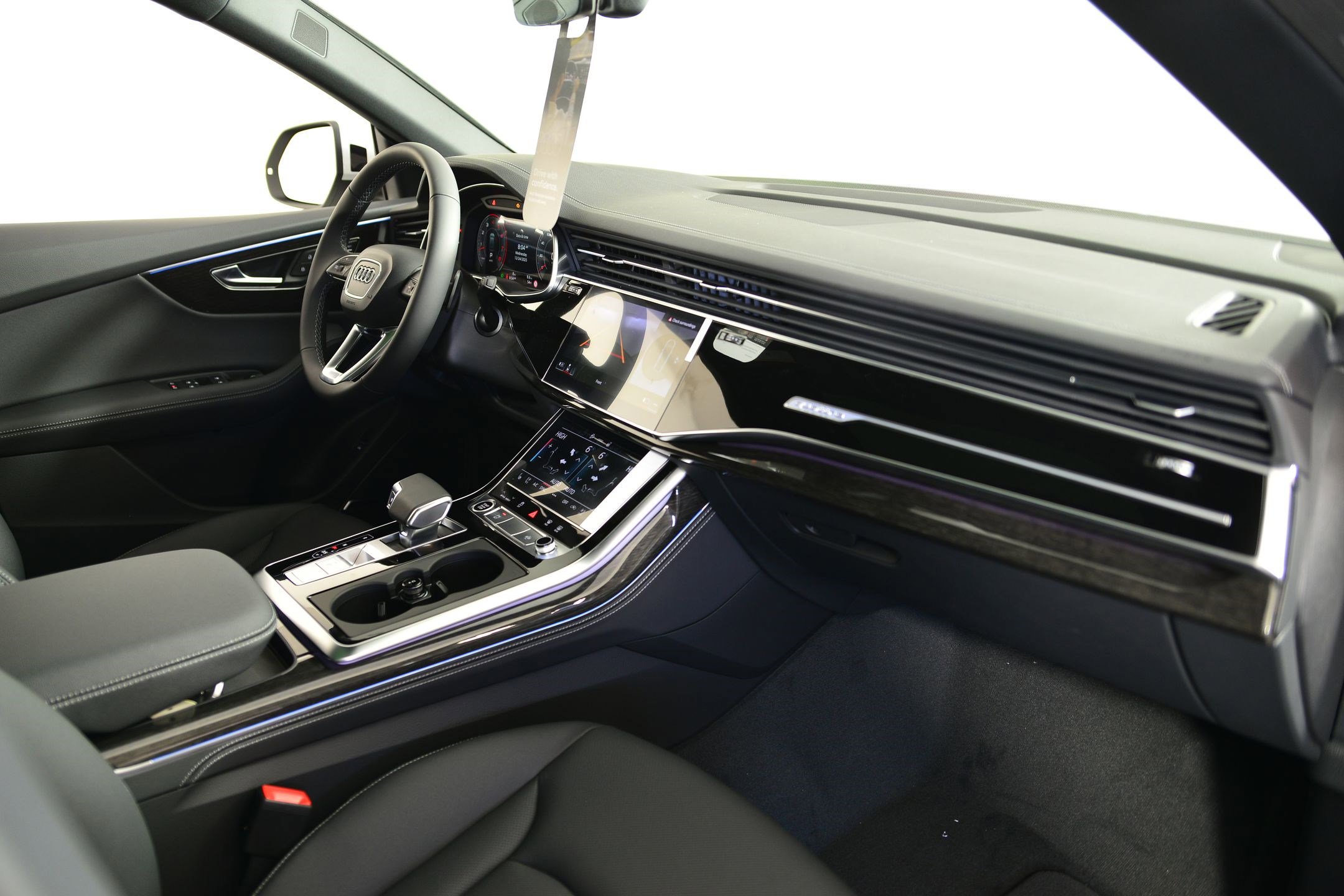 New 2026 Audi Q8 Premium Plus image 18