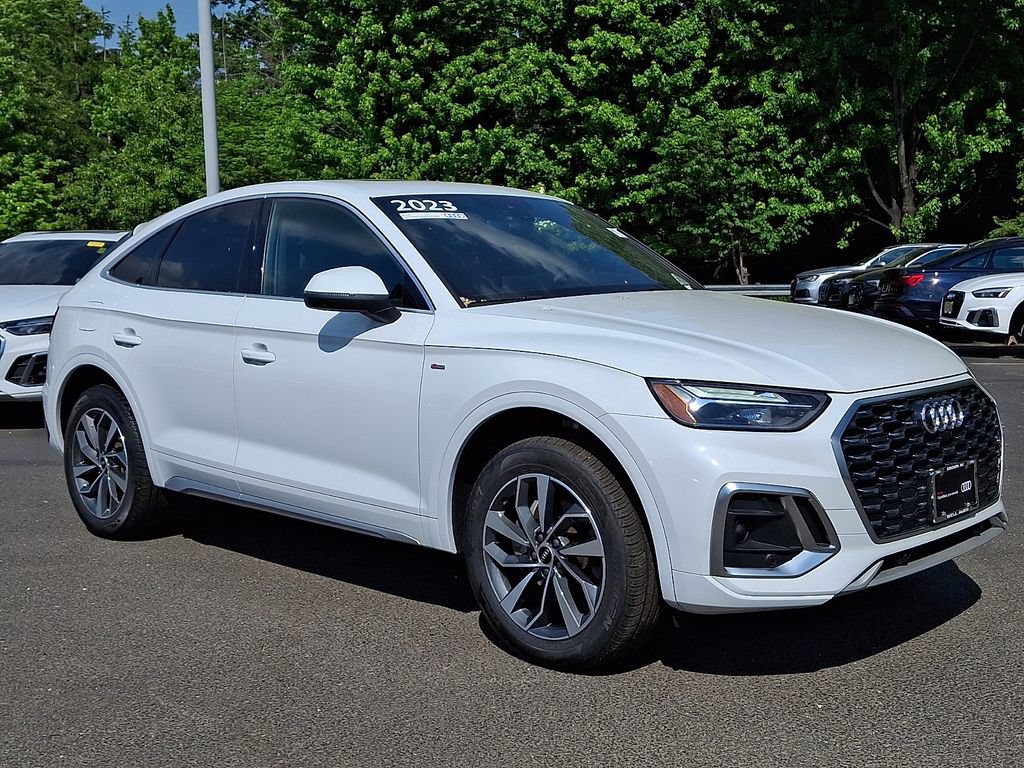 Used 2023 Audi Q5 2.0T Premium Plus w/ Premium Plus Package AWD/4WD image 2