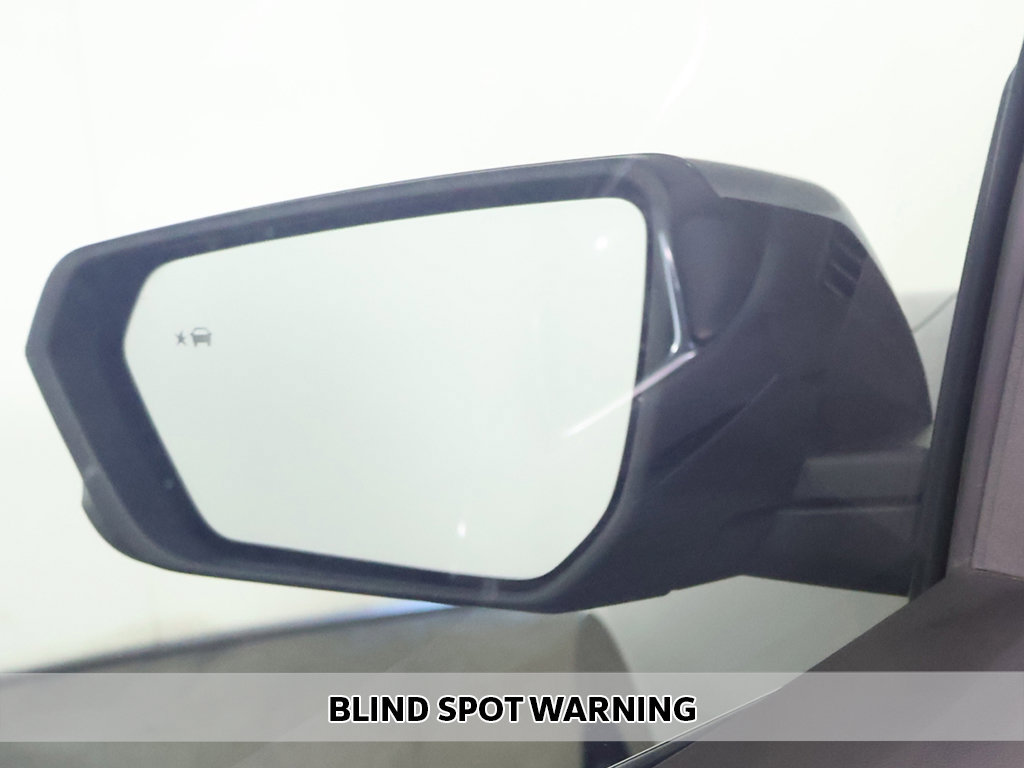 Used 2024 Chevrolet Equinox LT FWD image 6