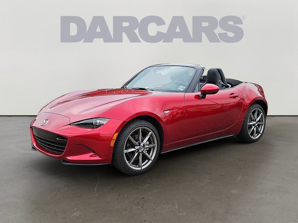 Used 2023 MAZDA MX-5 Miata Grand Touring RWD image 3