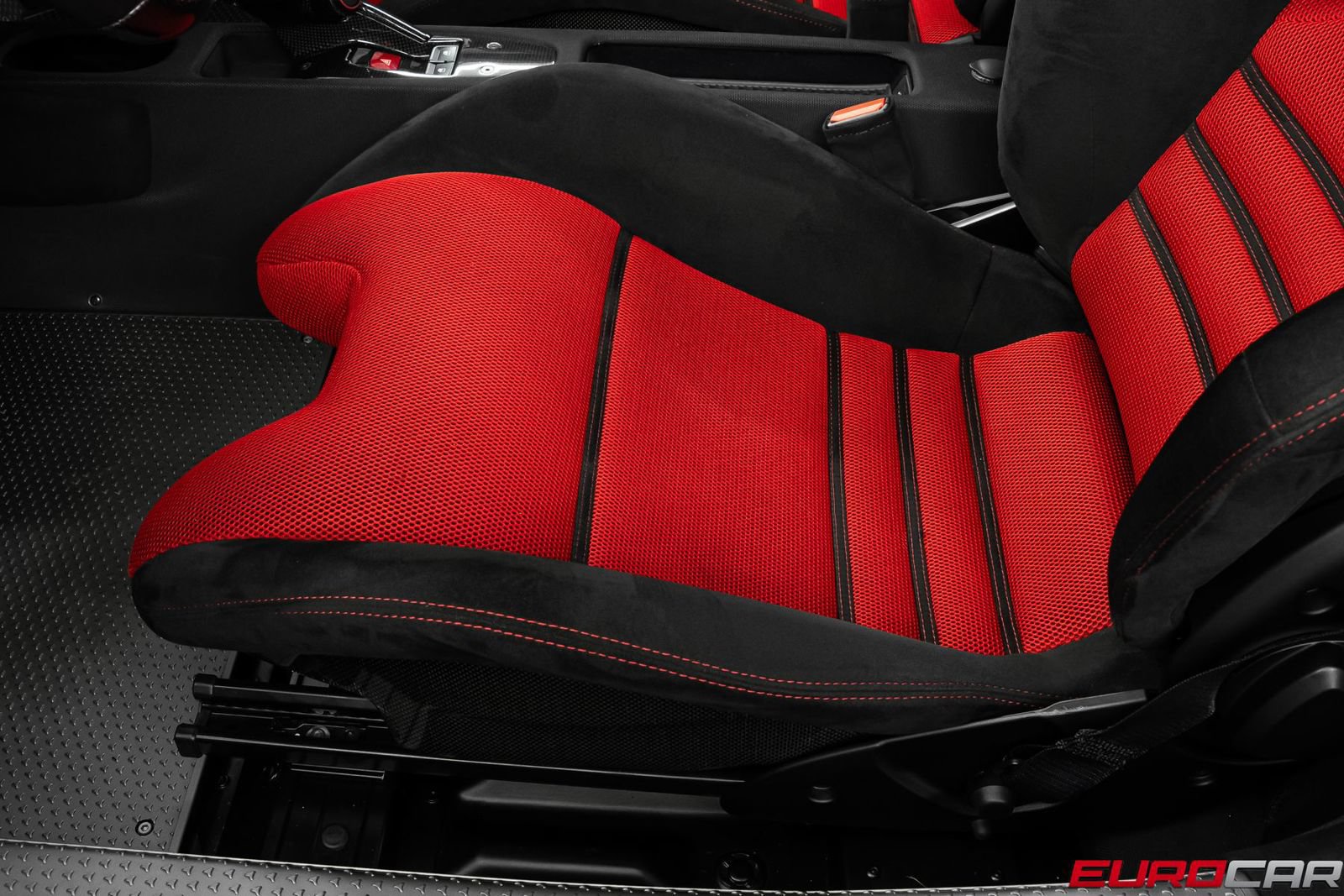 Used 2015 Ferrari 458 Speciale Coupe RWD image 52