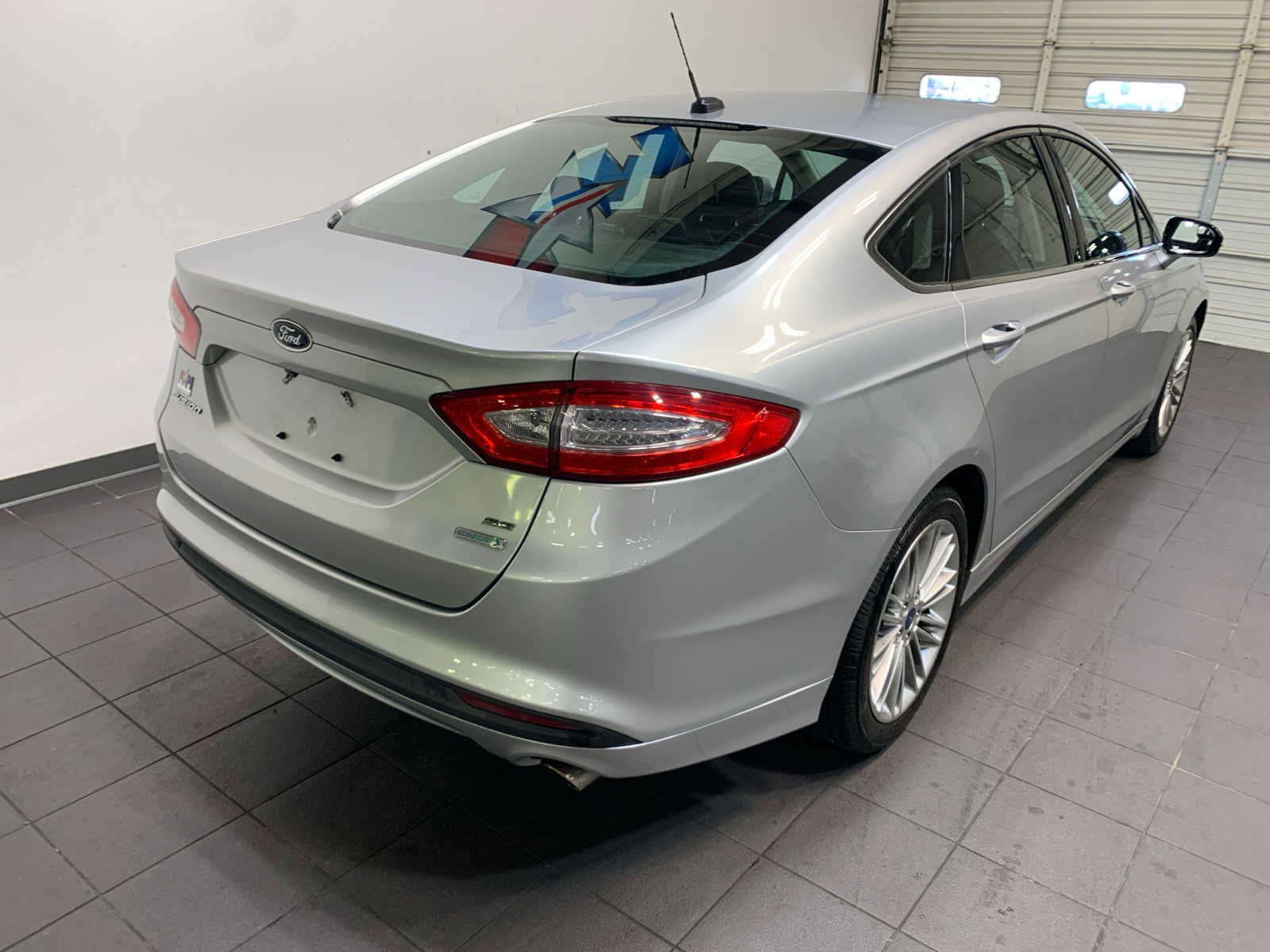 Used 2014 Ford Fusion SE w/ Equipment Group 202A image 3