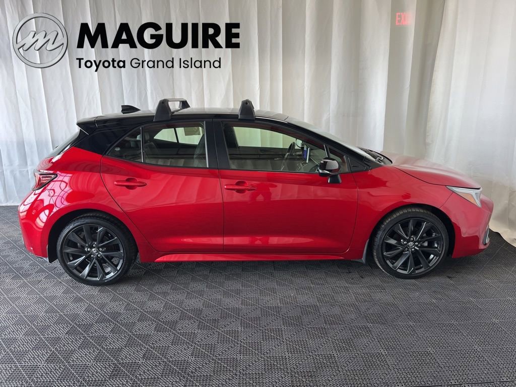 Used 2023 Toyota Corolla XSE FWD image 2