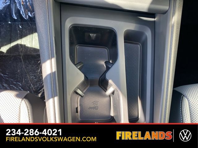 New 2025 Volkswagen Tiguan SE image 37