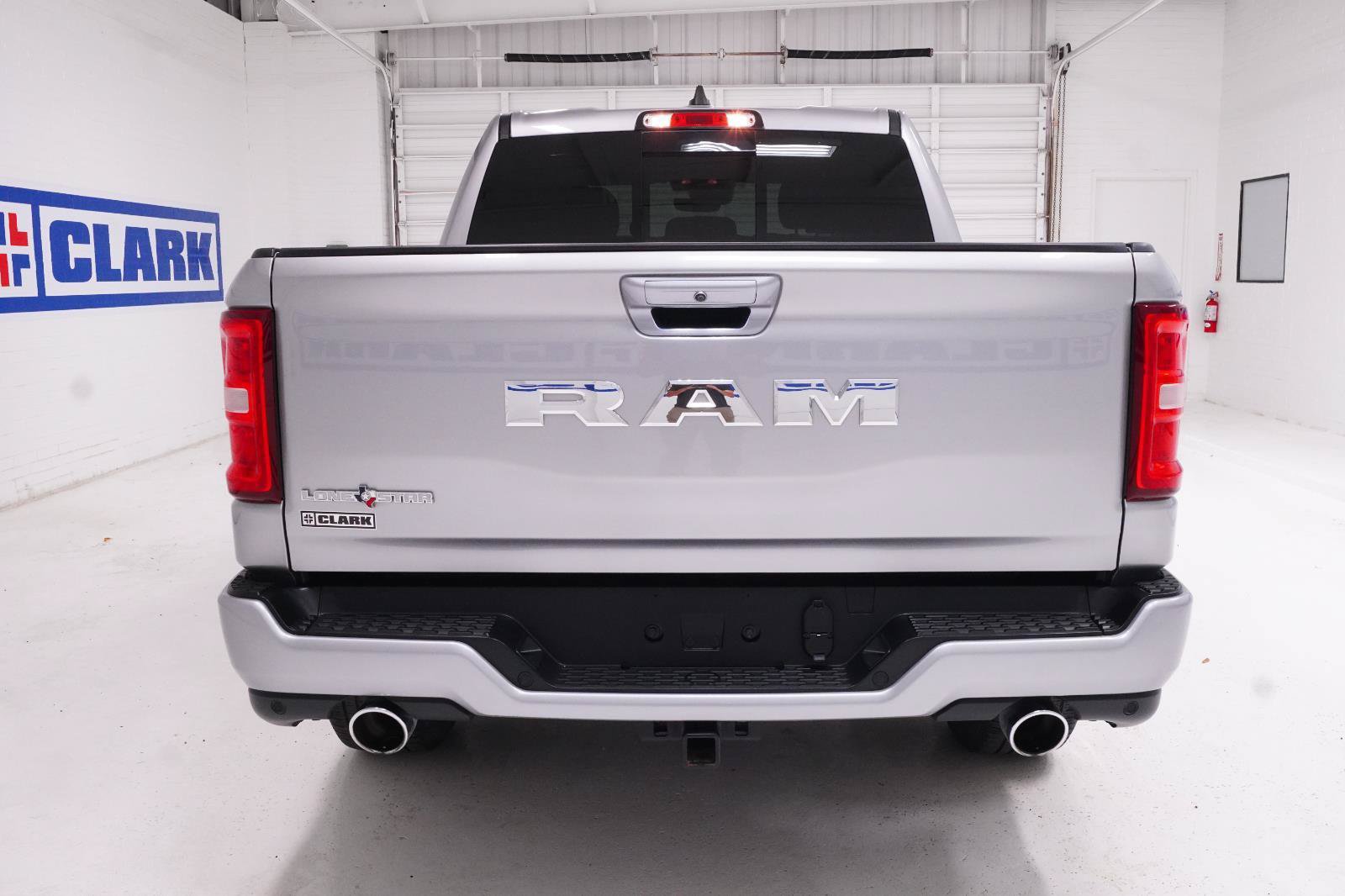 Used 2025 RAM 1500 Lone Star RWD image 29