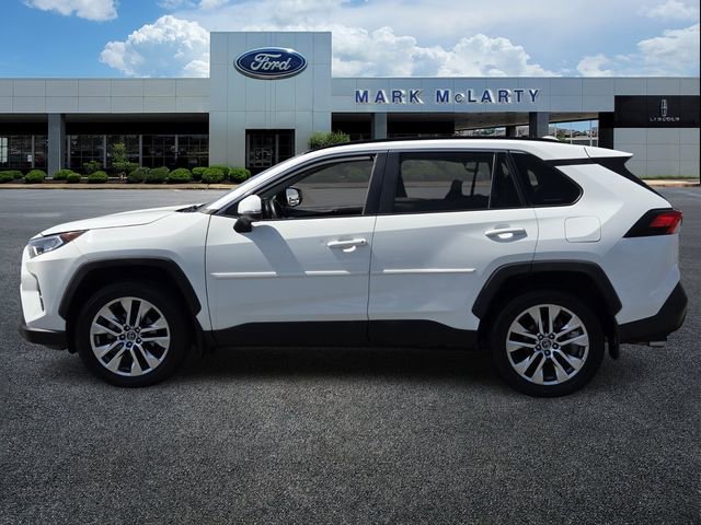 Used 2020 Toyota RAV4 XLE Premium w/ All Weather Liner Package image 2