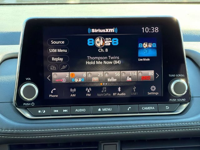 Used 2025 Nissan Rogue SV AWD/4WD image 15