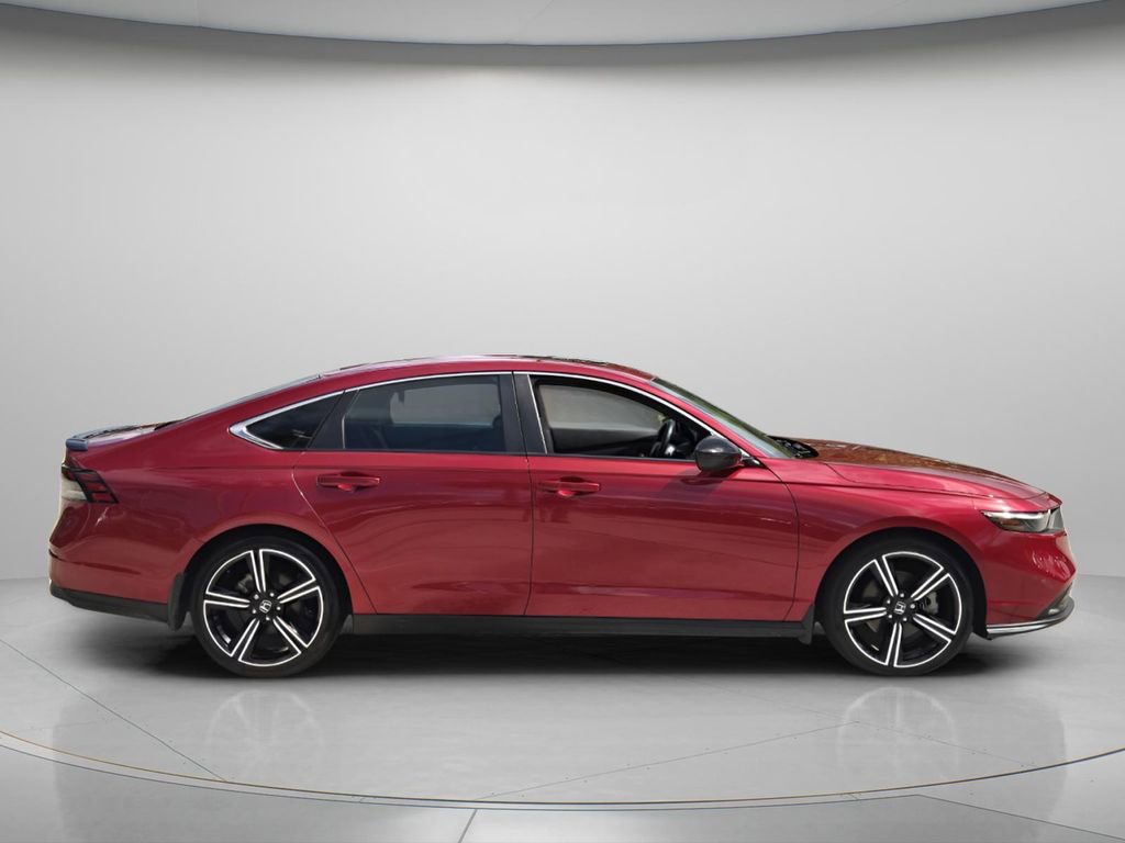 Certified 2023 Honda Accord Sport image 3