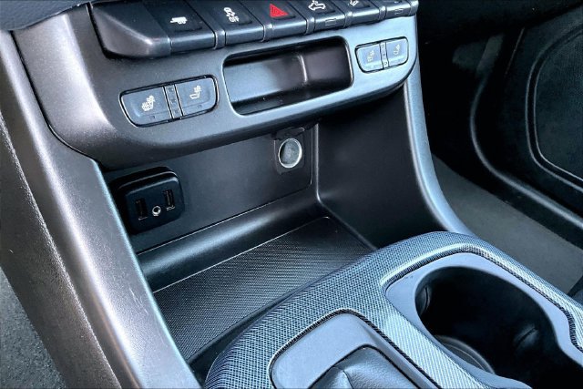 Used 2022 Chevrolet Colorado Z71 RWD image 16