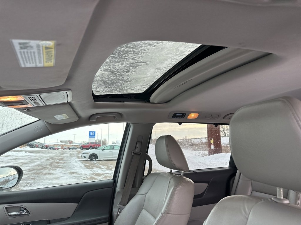 Used 2015 Honda Odyssey EX-L image 4