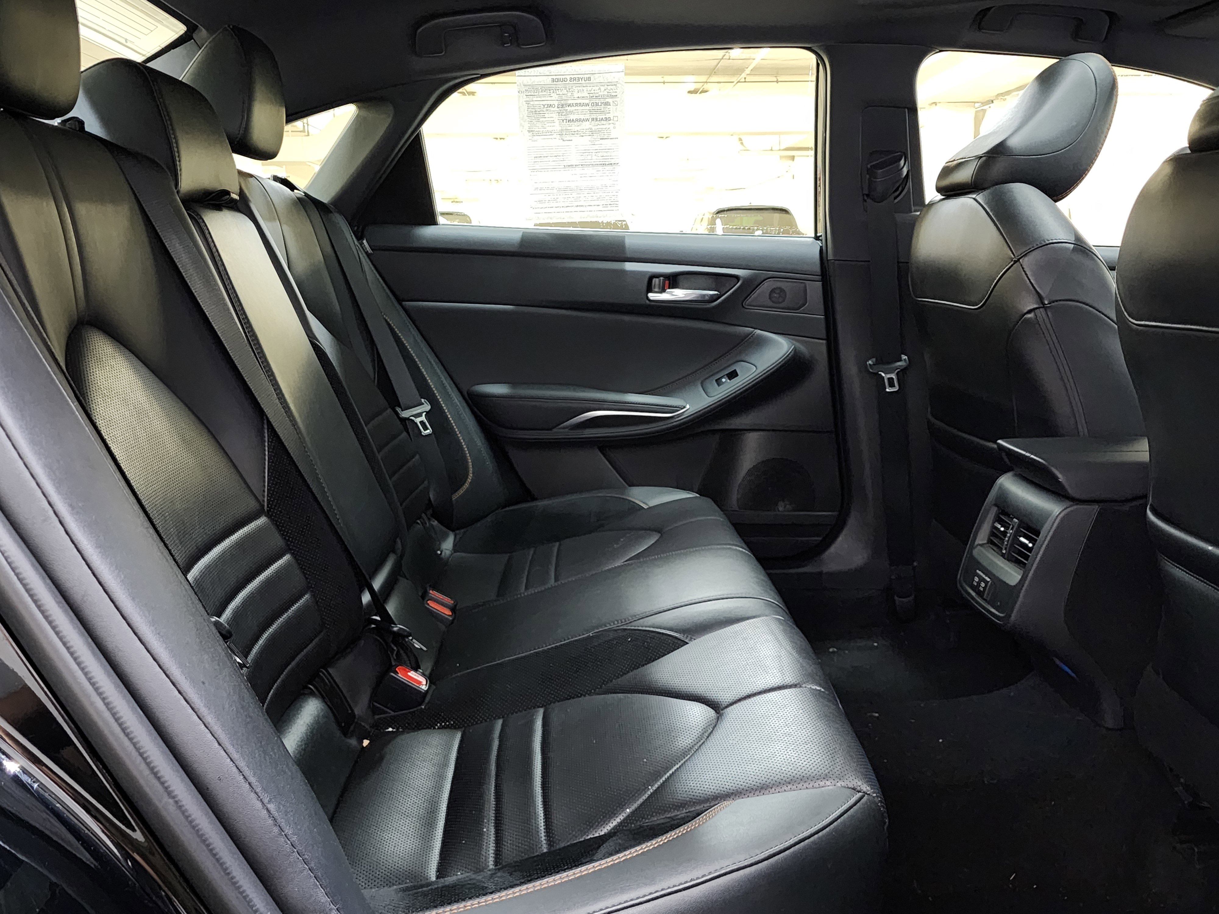 Used 2020 Toyota Avalon XSE image 19