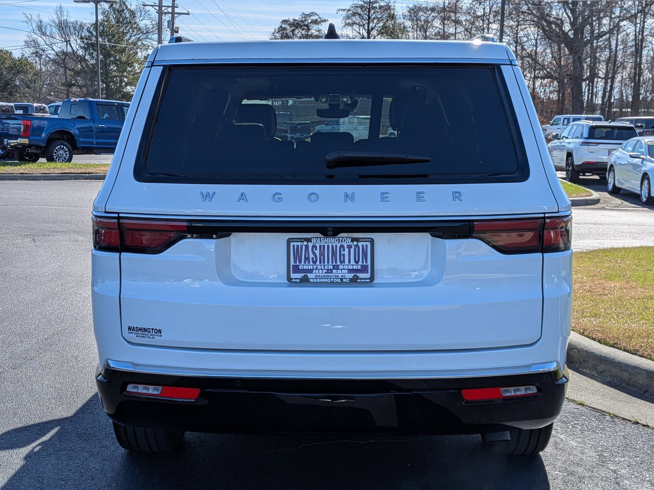 Certified 2025 Jeep Wagoneer Series III w/ Premium Group I image 6