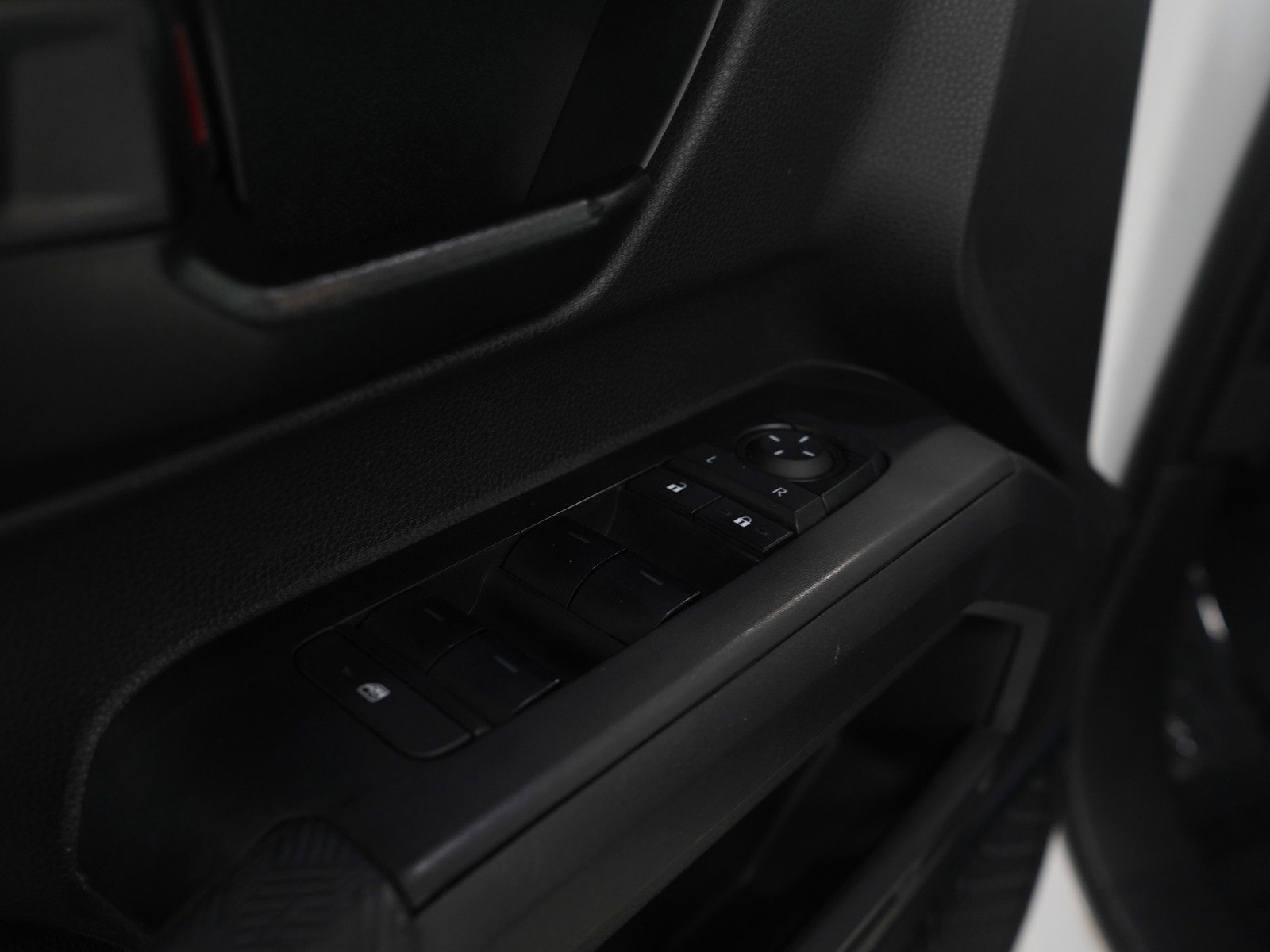 Used 2024 Toyota Tacoma SR5 image 22