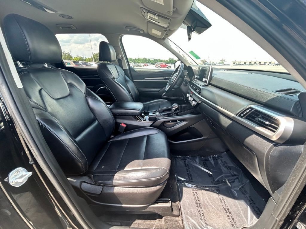 Used 2020 Kia Telluride LX AWD/4WD image 9