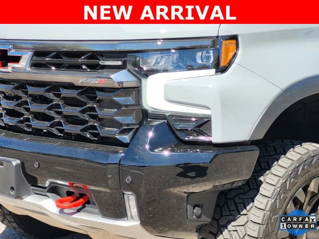 Used 2025 Chevrolet Silverado 1500 ZR2 w/ Technology Package image 5