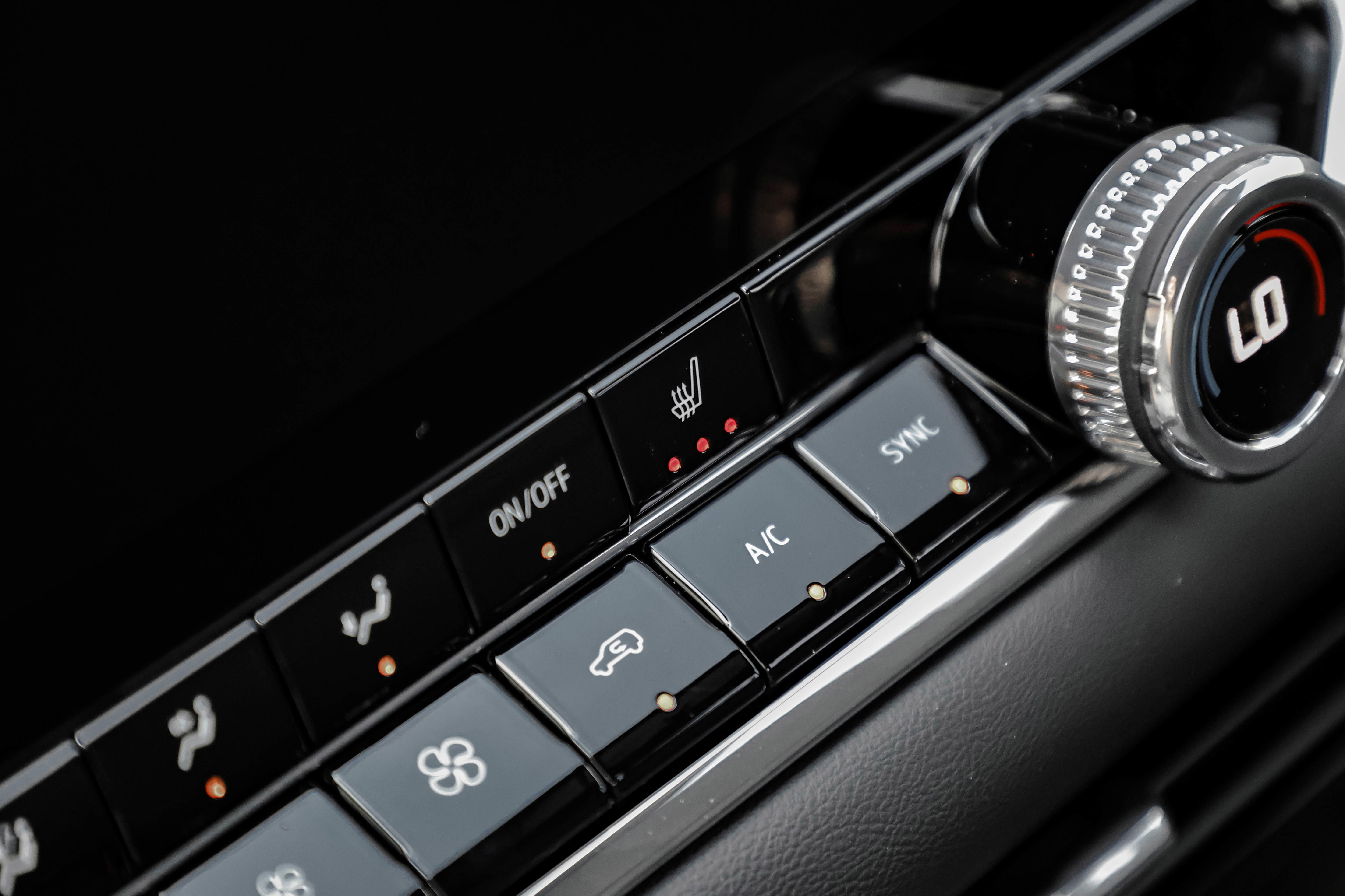 New 2026 GMC Canyon Elevation w/ Convenience Package image 37