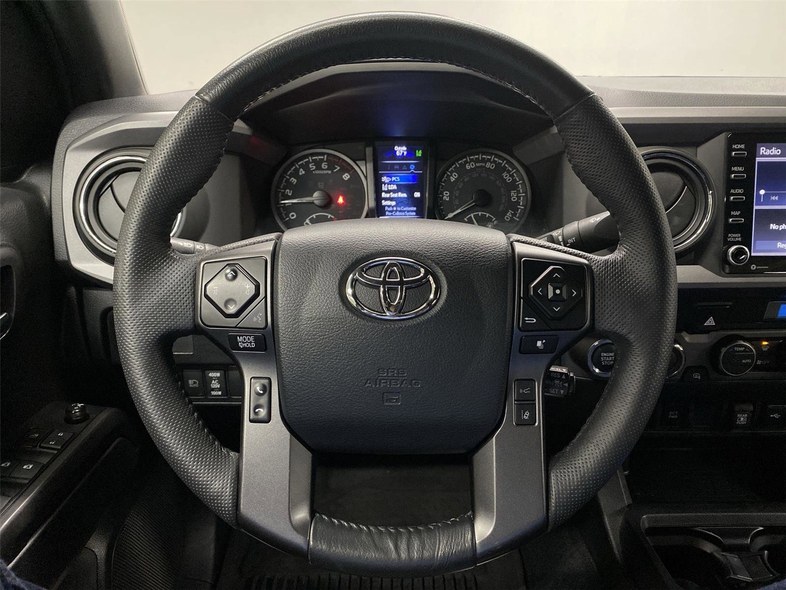 Used 2023 Toyota Tacoma TRD Off-Road w/ Black Out Package (TMS) AWD/4WD image 15
