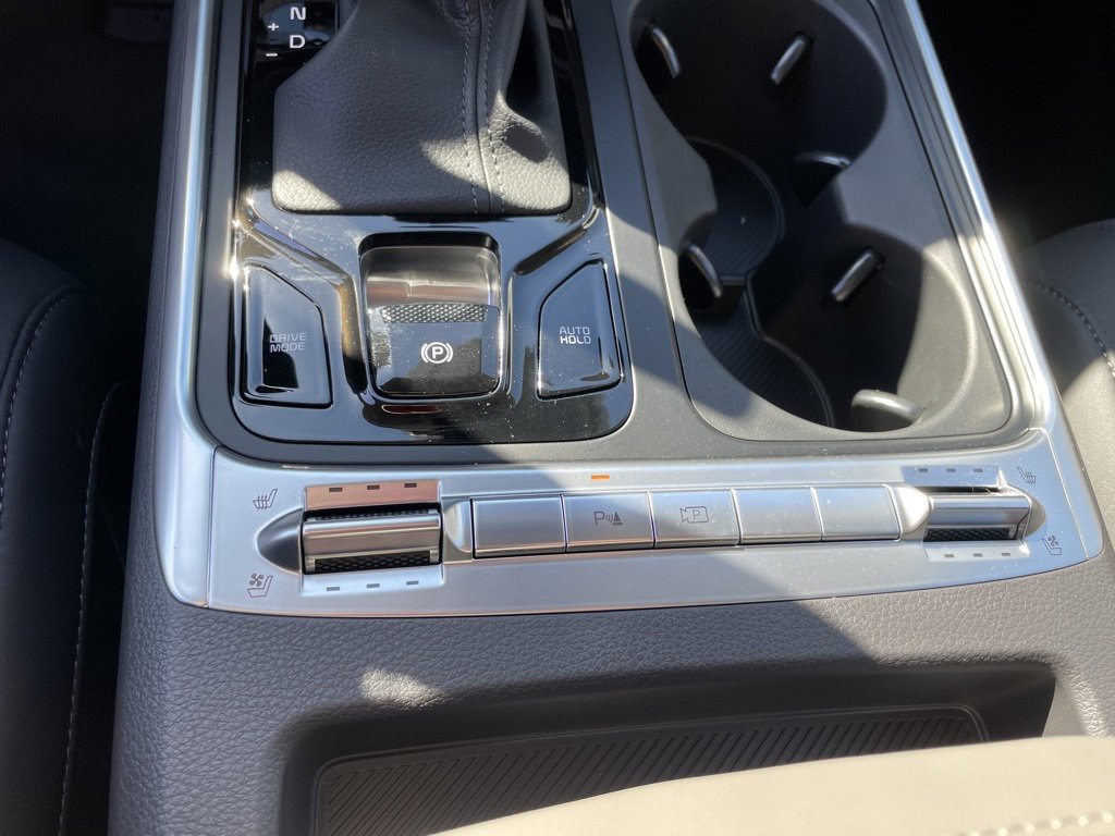 New 2026 Kia Carnival SX image 16