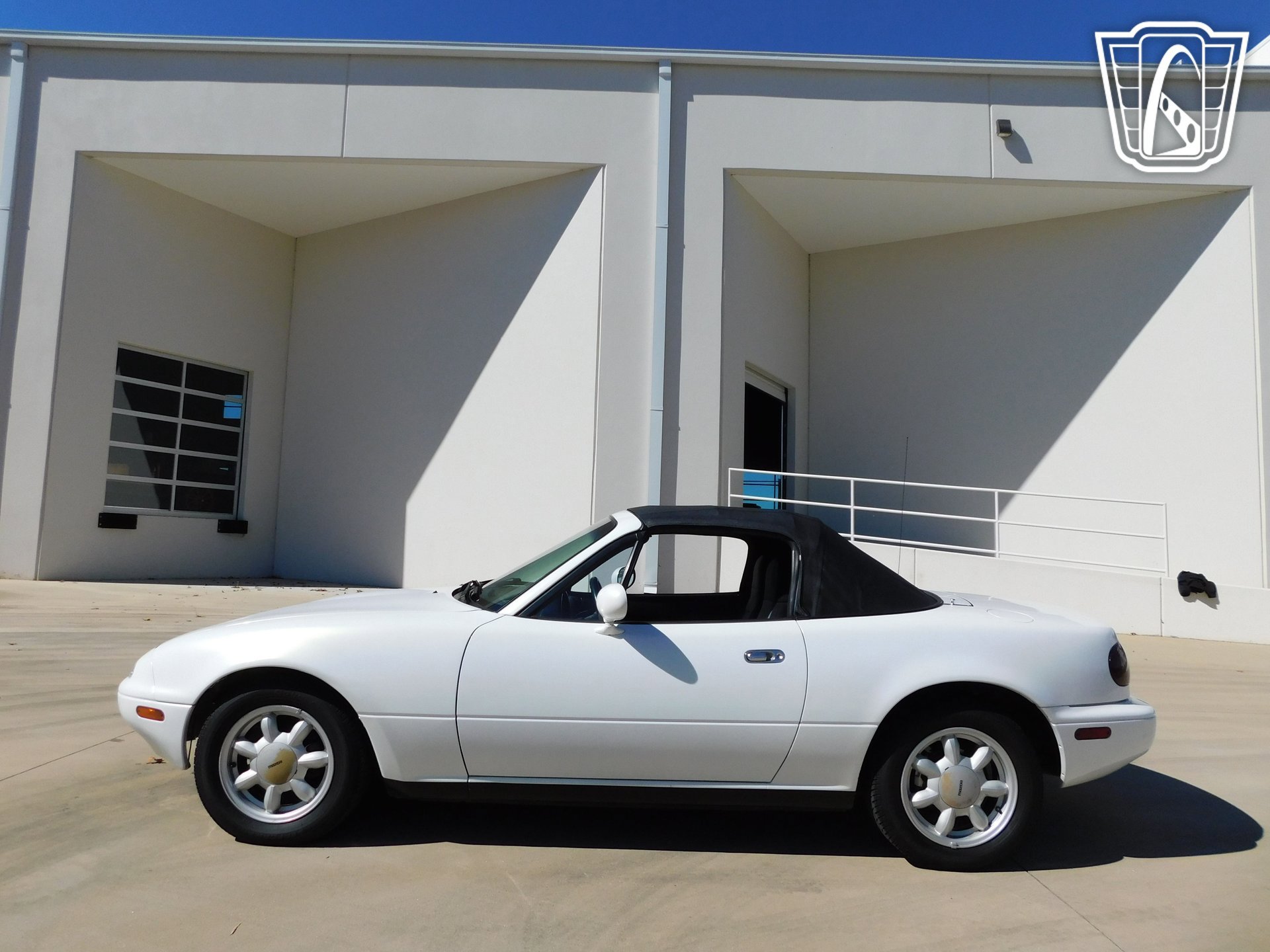 Used 1990 MAZDA MX-5 Miata image 5