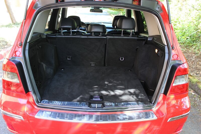 Used 2010 Mercedes-Benz GLK 350 4MATIC image 15