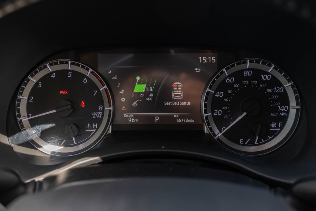 Used 2023 Toyota Highlander XLE FWD image 24