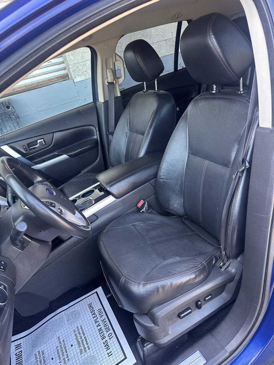 Used 2013 Ford Edge Limited AWD/4WD image 6
