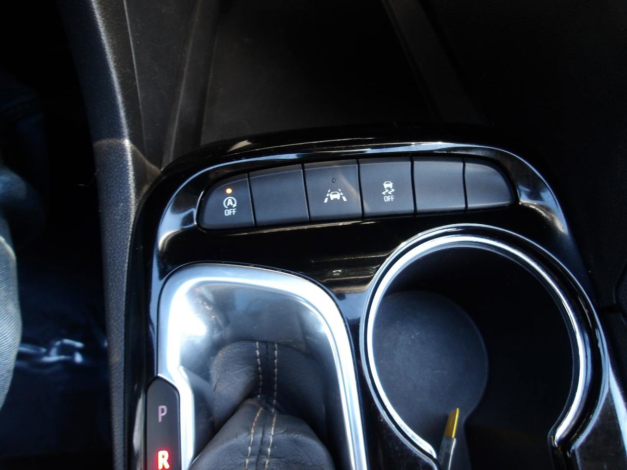 Used 2023 Buick Encore GX Select w/ Sport Touring Package FWD image 21
