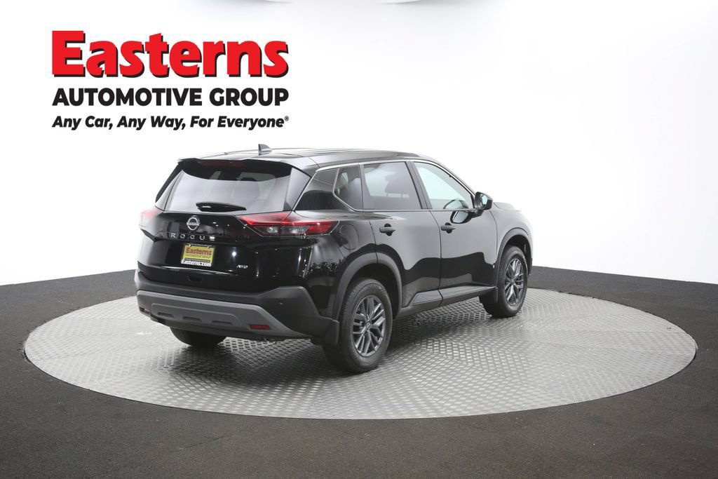 Used 2023 Nissan Rogue S AWD/4WD image 39