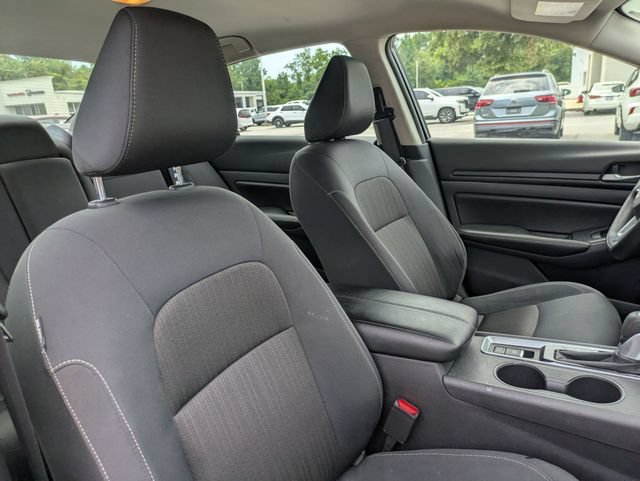 Used 2025 Nissan Altima 2.5 SV AWD/4WD image 36