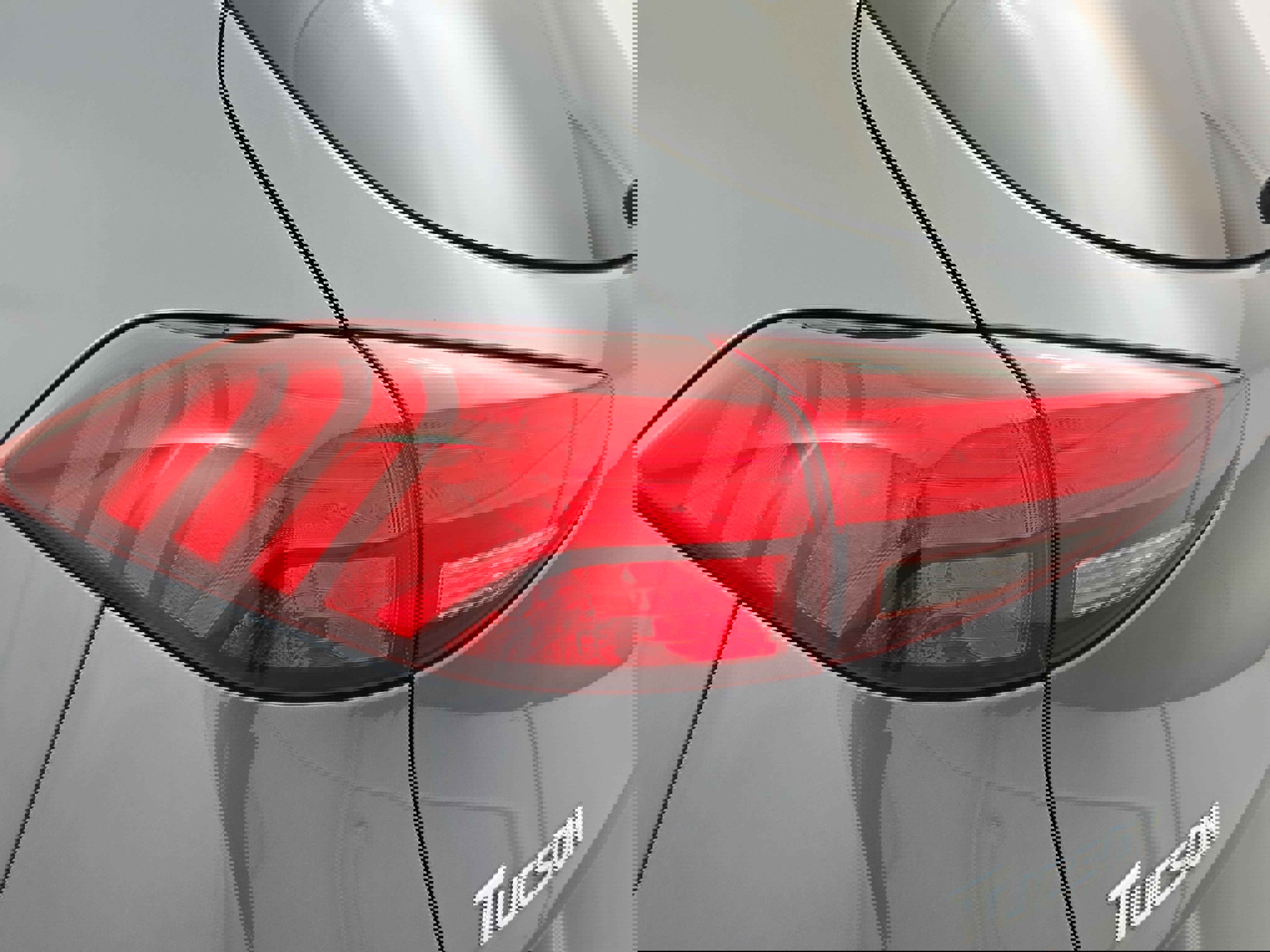 Used 2021 Hyundai Tucson SE image 32