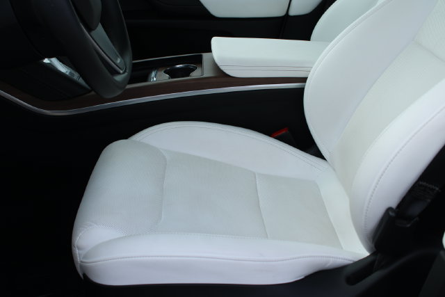 Used 2024 Tesla Model X AWD/4WD image 29