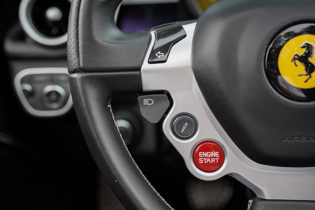 Used 2016 Ferrari California T image 28