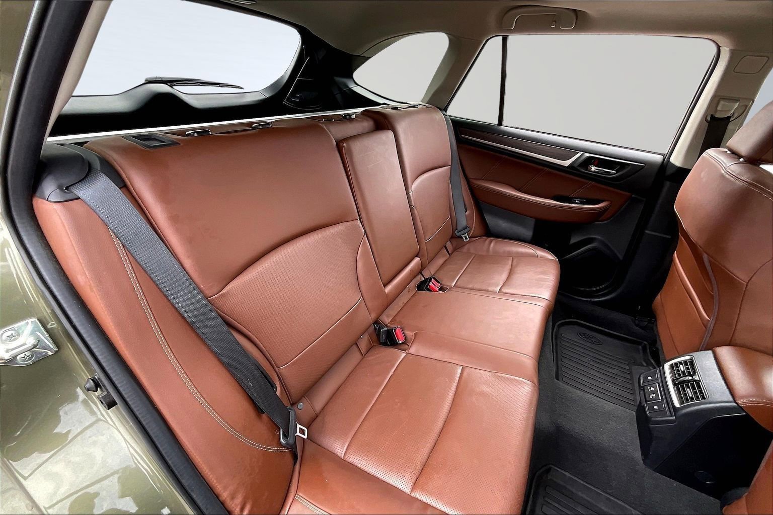 Used 2019 Subaru Outback 2.5i Touring w/ Popular Package #3A image 28