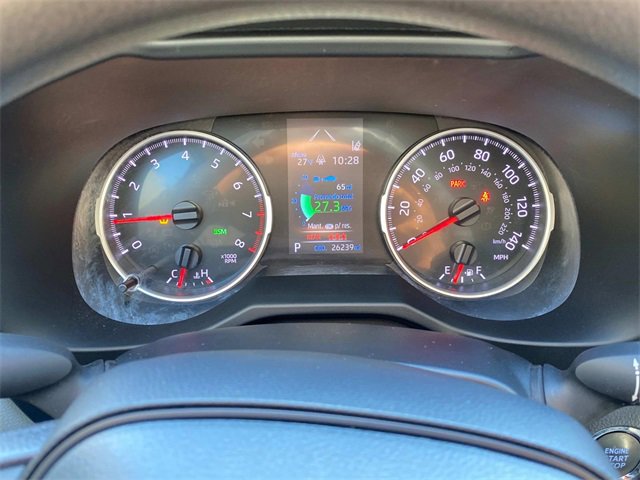 Used 2022 Toyota RAV4 XLE image 16