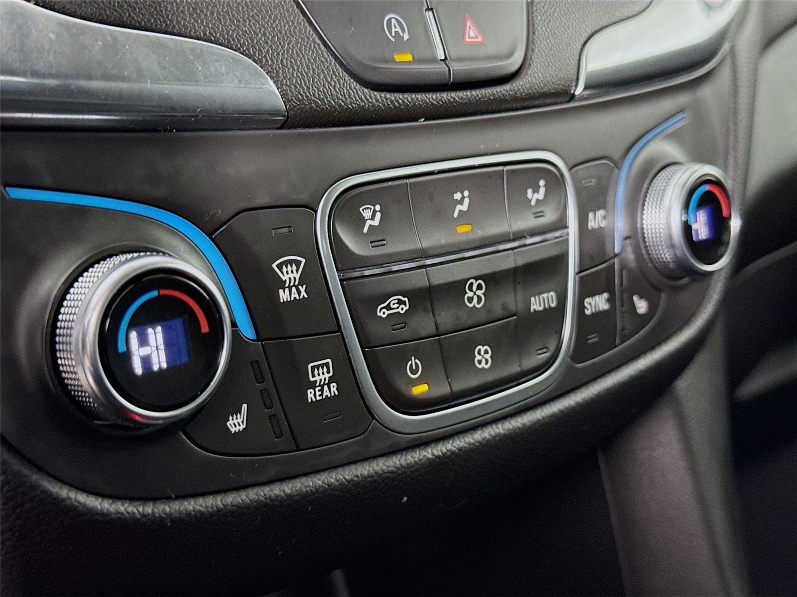 Used 2022 Chevrolet Equinox LT image 15