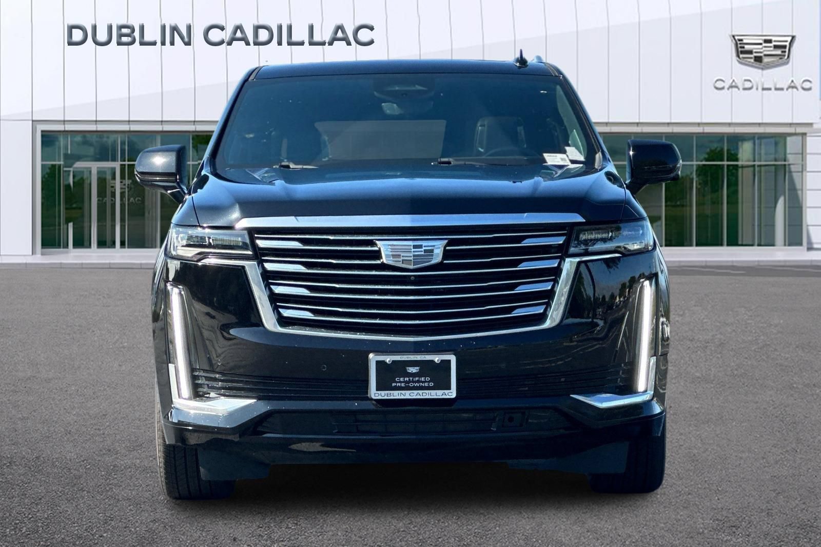 Used 2024 Cadillac Escalade Premium Luxury Platinum AWD/4WD image 9