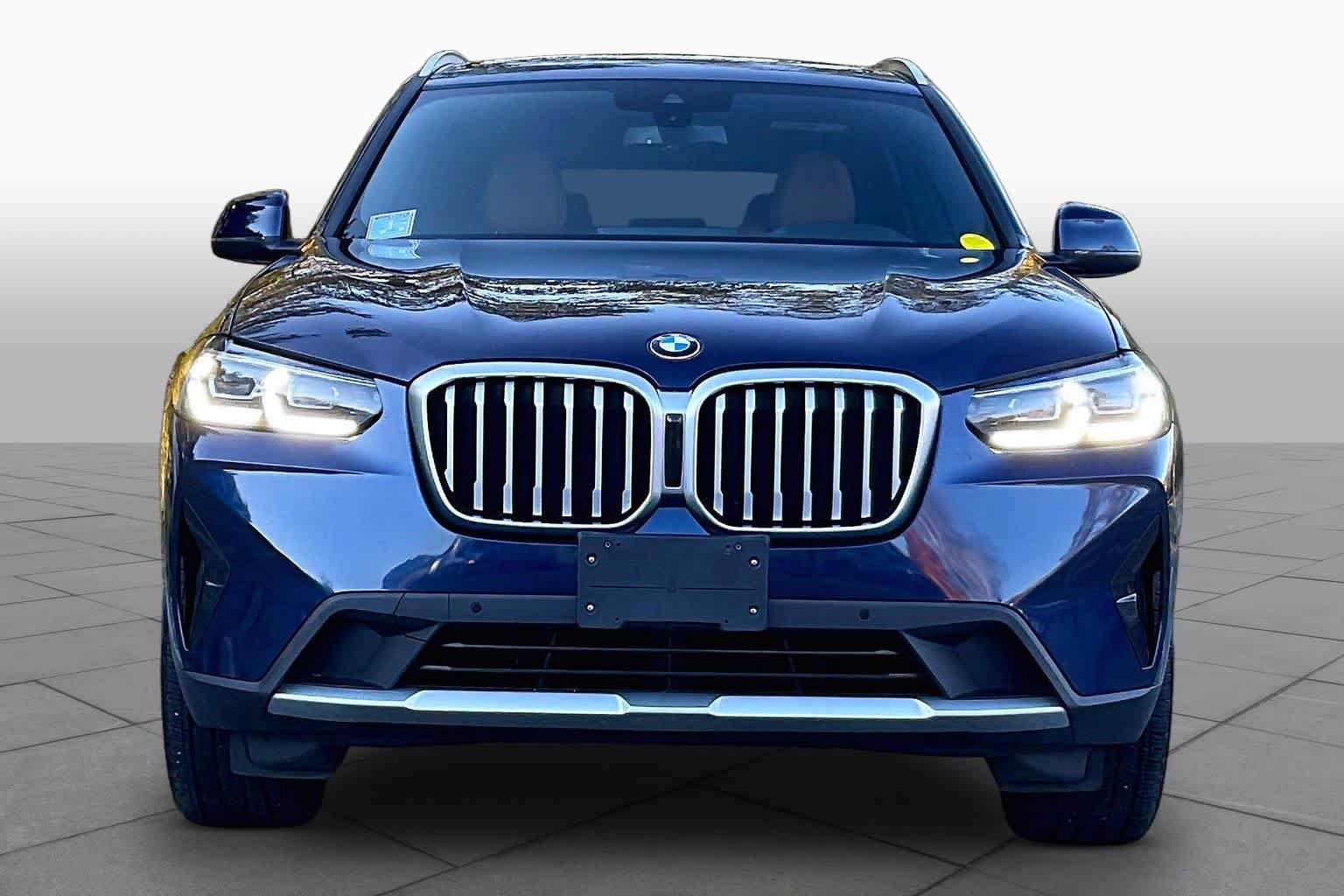 Used 2022 BMW X3 xDrive30i w/ Premium Package 2 AWD/4WD image 3