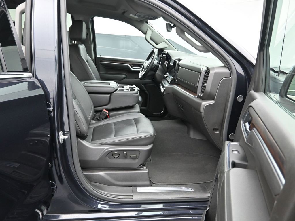 Certified 2025 GMC Sierra 1500 SLT image 27