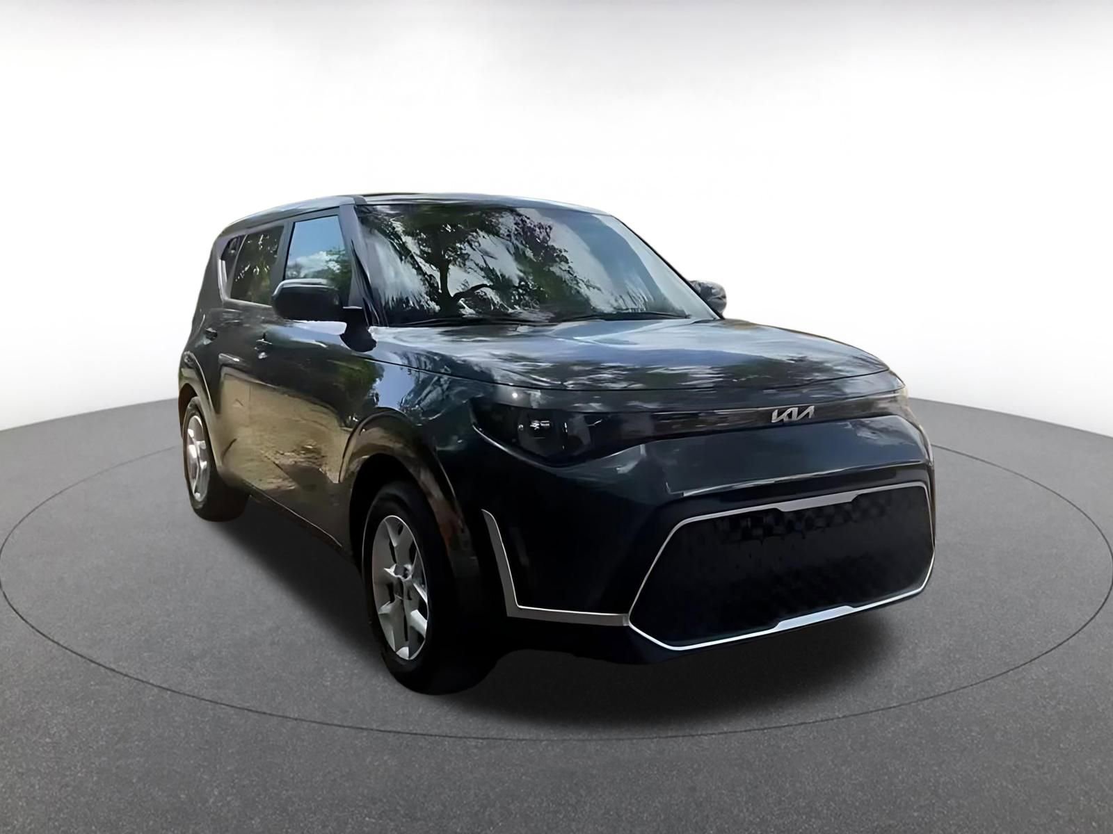 Used 2025 Kia Soul LX w/ LX Technology Package FWD video 2
