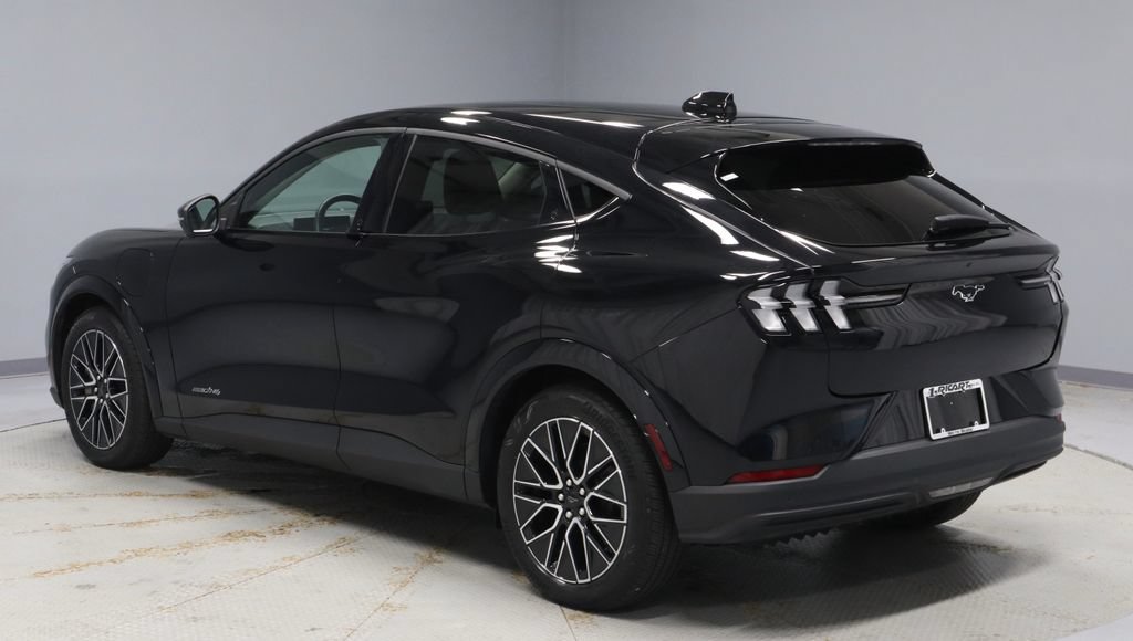 Used 2025 Ford Mustang Mach-E Premium AWD/4WD image 10