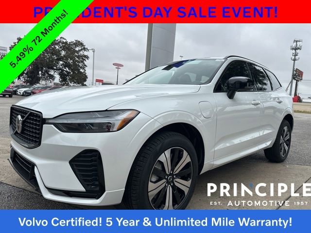 Certified 2025 Volvo XC60 T8 Core image 5