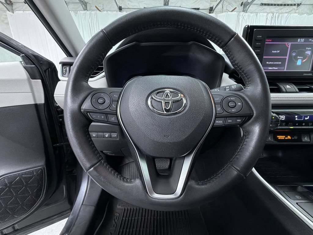 Used 2021 Toyota RAV4 XLE w/ Convenience Package AWD/4WD image 27