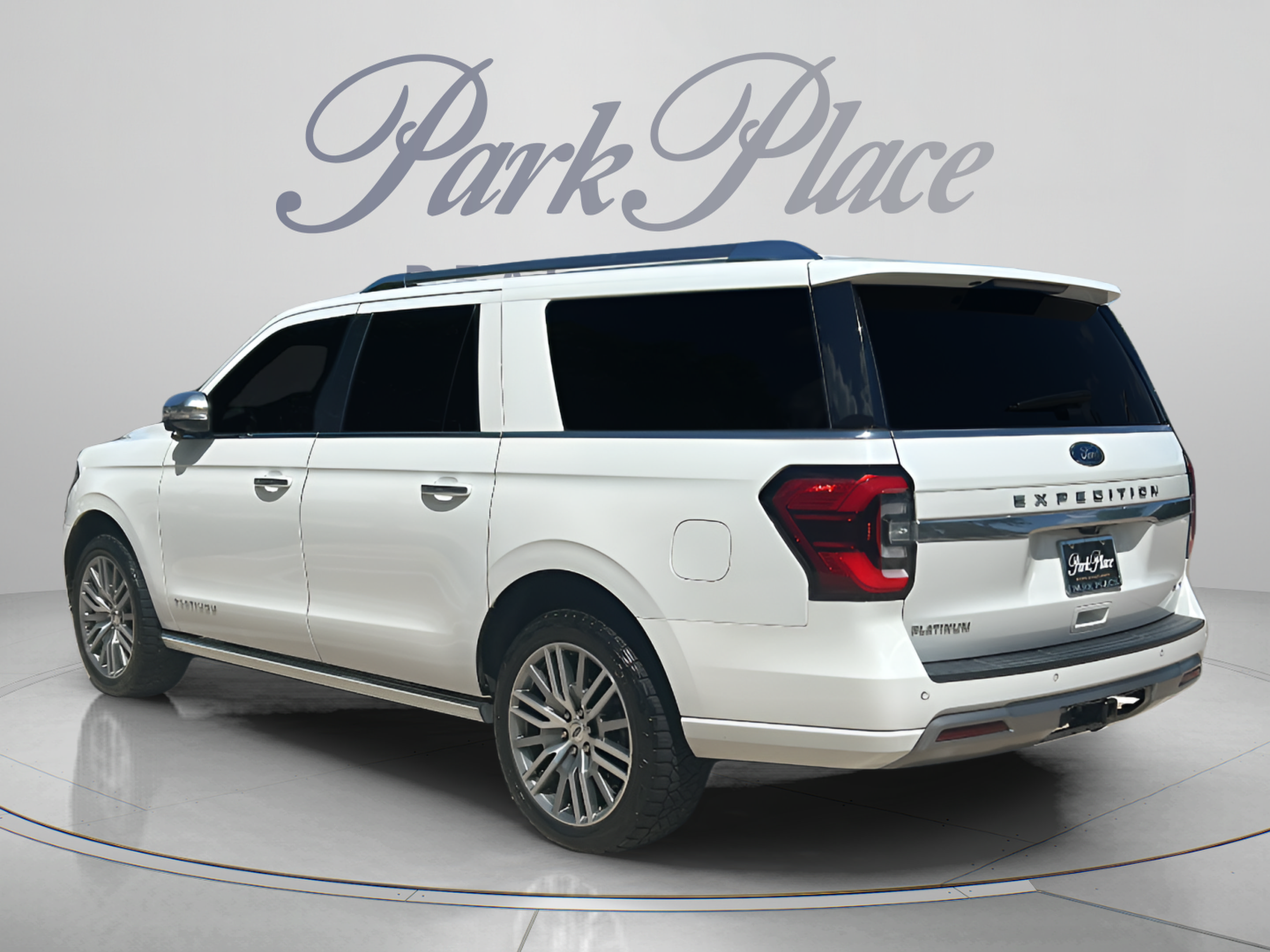 Used 2022 Ford Expedition Max Platinum AWD/4WD image 3